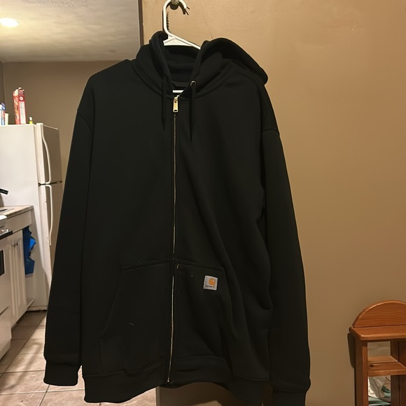 I’m selling a black zip up hoodie size XL - Picture 3 of 4